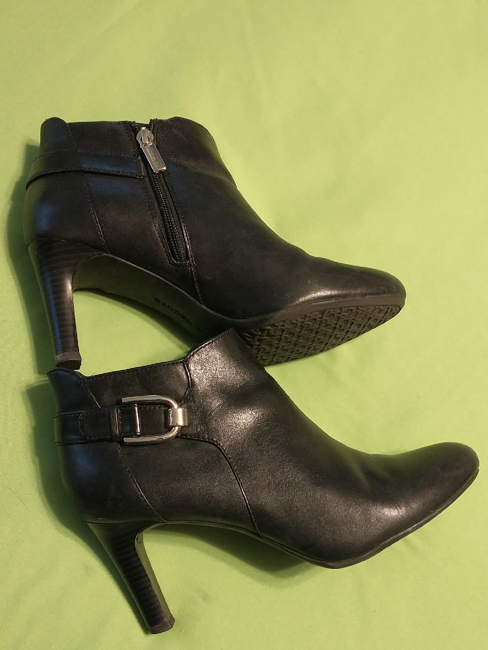 Bandolino Black Leather Ankle Boots